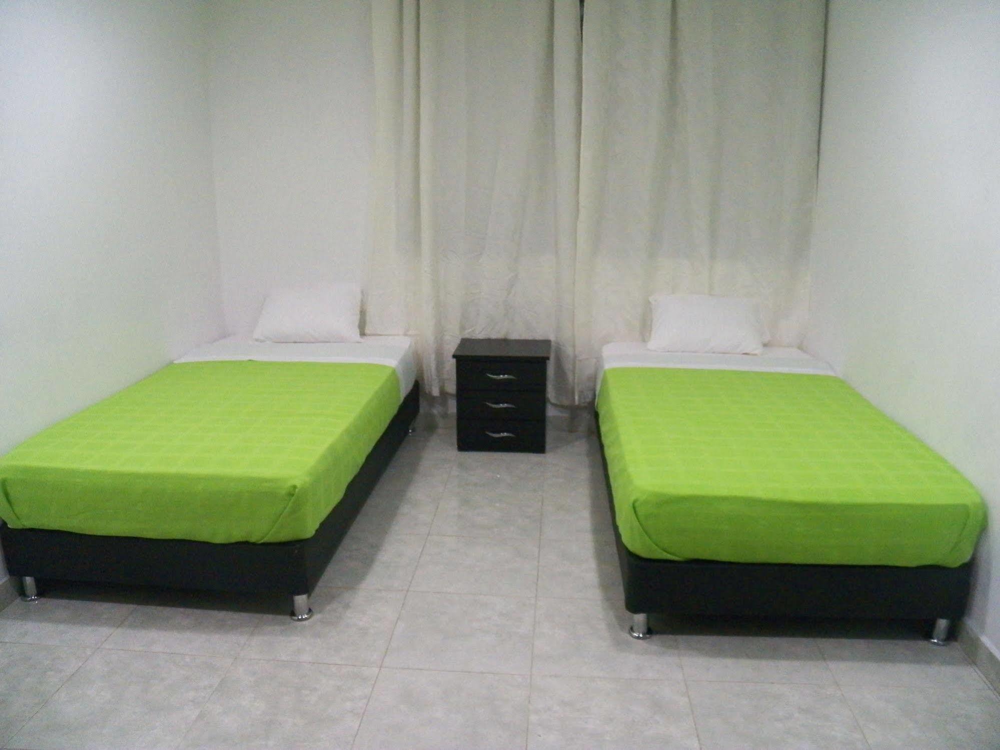 Hostal Deluxe Santander Manizales Dış mekan fotoğraf