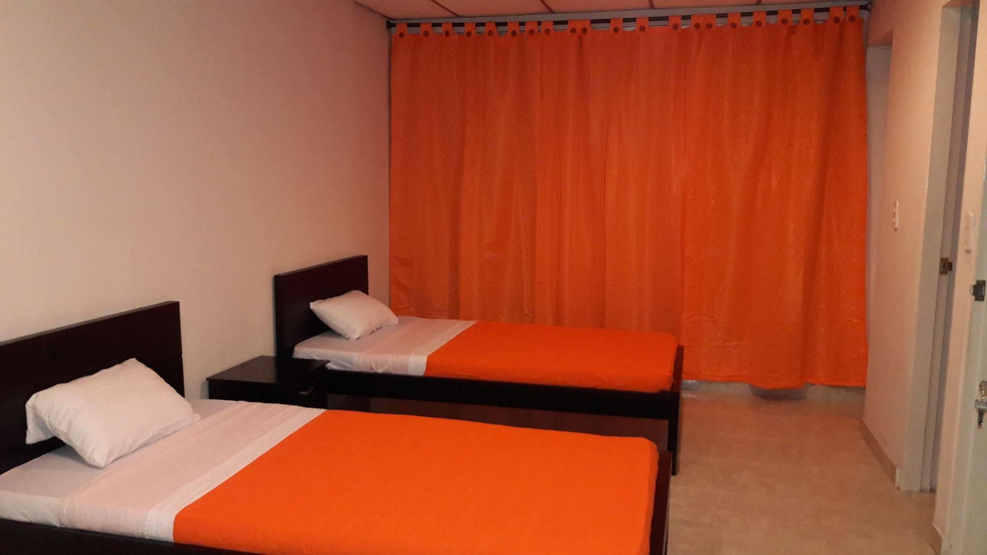 Hostal Deluxe Santander Manizales Dış mekan fotoğraf